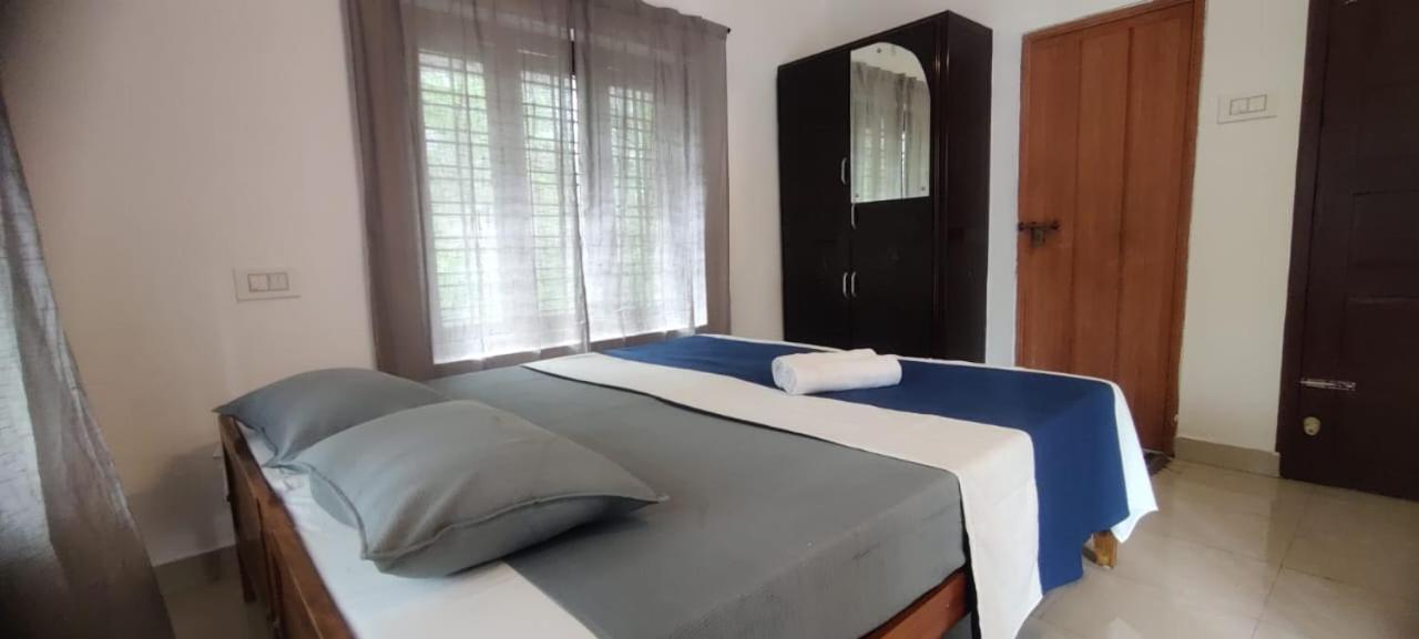 ורקלה Hostel Calaila מראה חיצוני תמונה