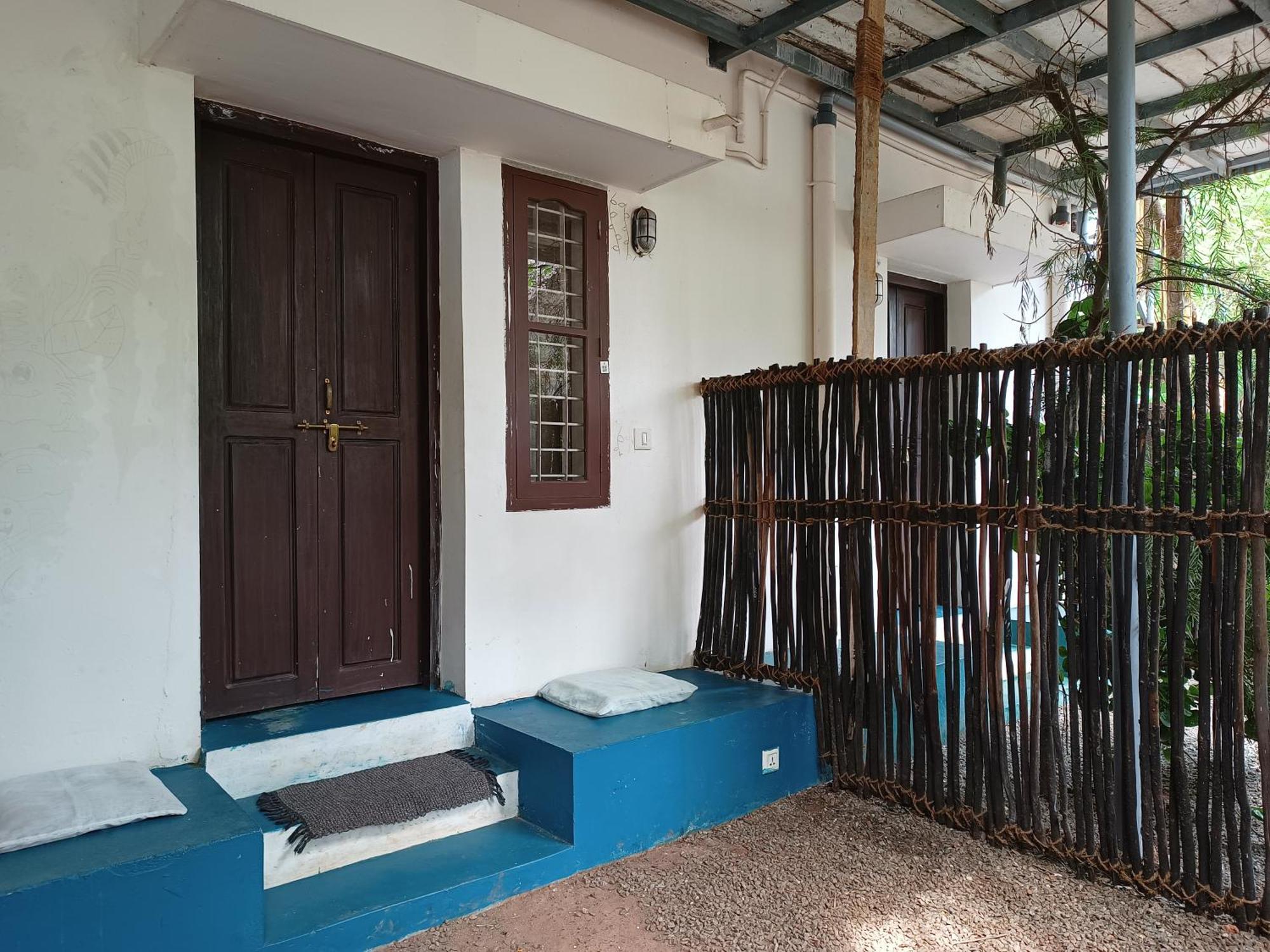 ורקלה Hostel Calaila מראה חיצוני תמונה